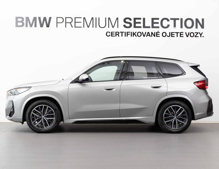 BMW iX1 3