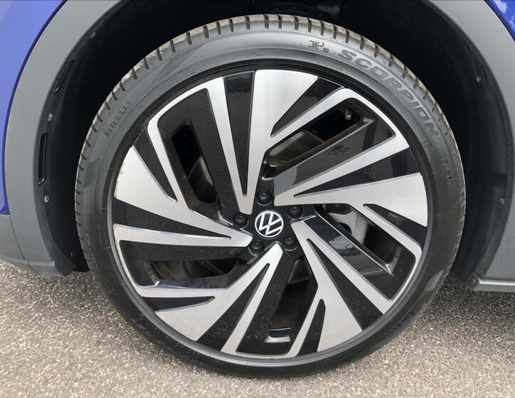 Volkswagen ID.4 31