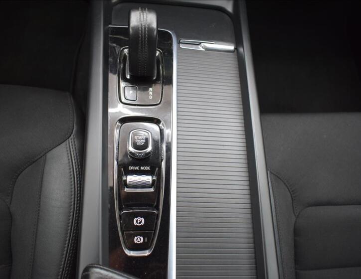 Volvo XC60 19
