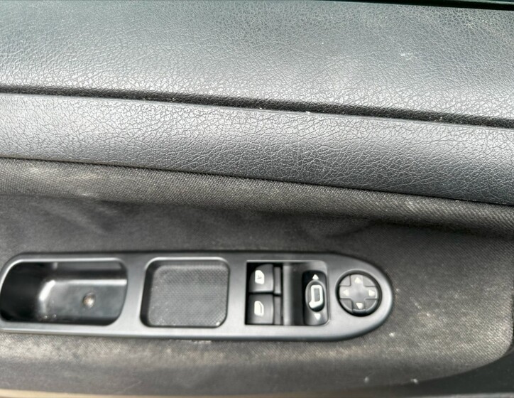 Peugeot 207 18