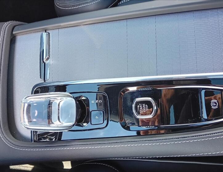 Volvo S90 21