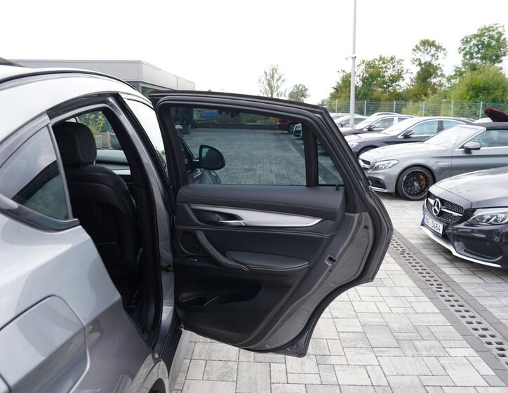 BMW X6 28