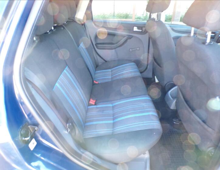 Ford Focus 16