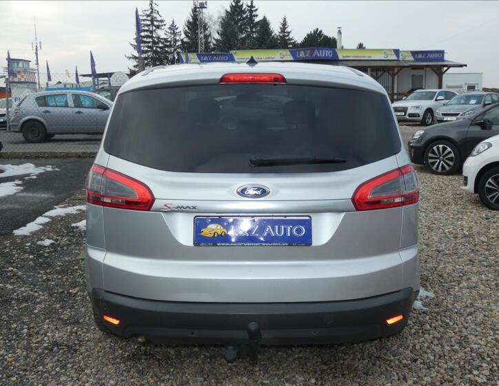 Ford S-MAX 5