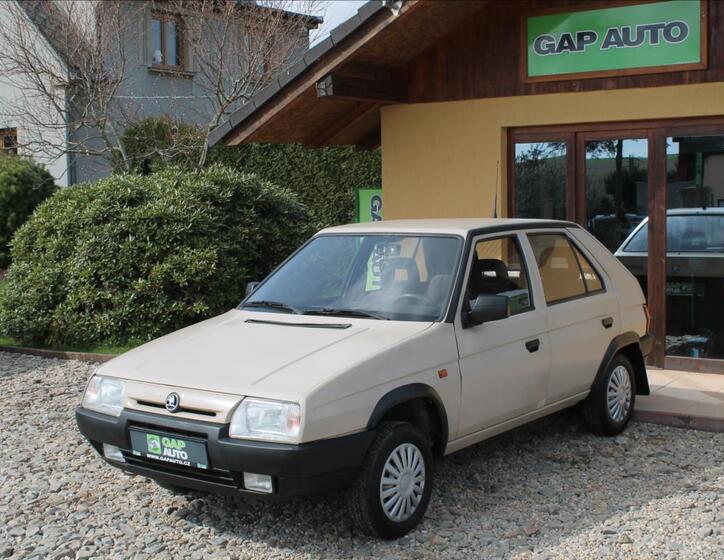 Škoda Favorit 3