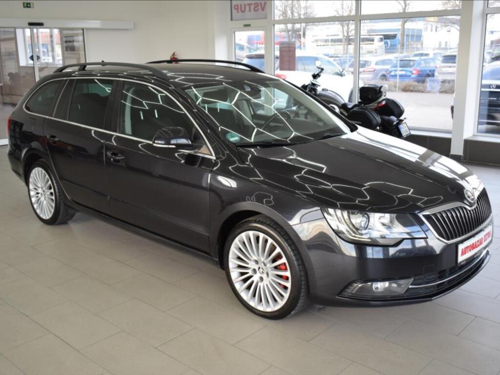 Škoda Superb 3