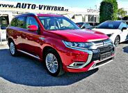 Mitsubishi Outlander 4
