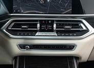 BMW X7 14