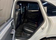 Porsche Macan 12