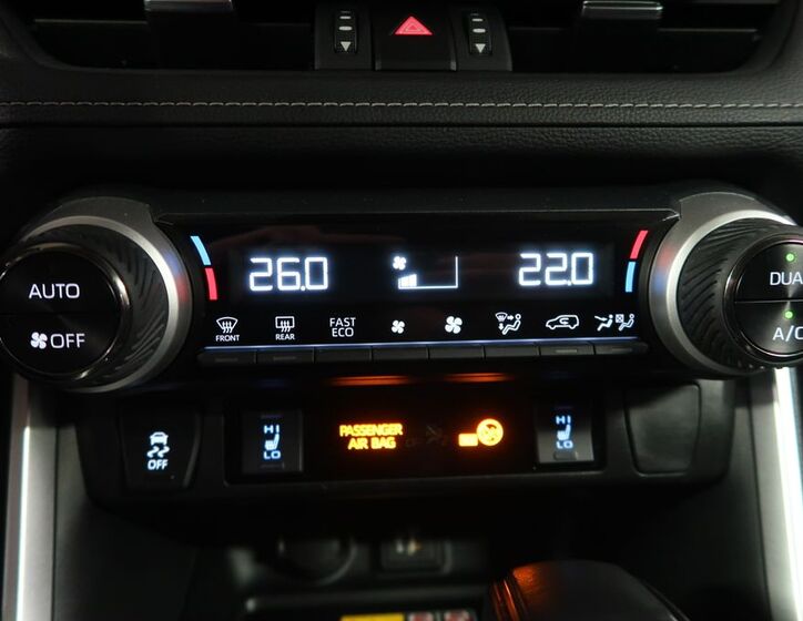 Toyota RAV4 29