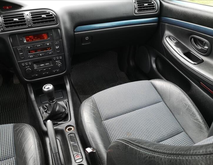 Peugeot 406 8