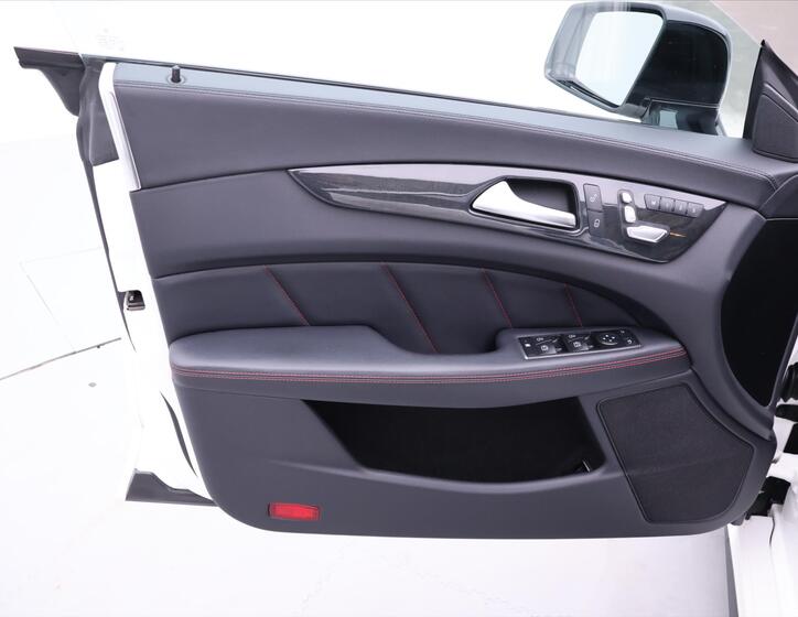 Mercedes-Benz CLS 12