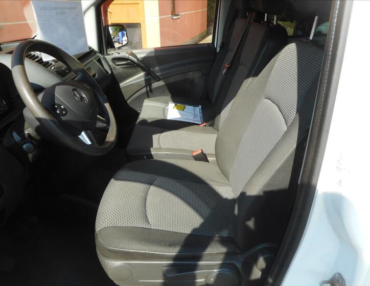 Mercedes-Benz Vito 16