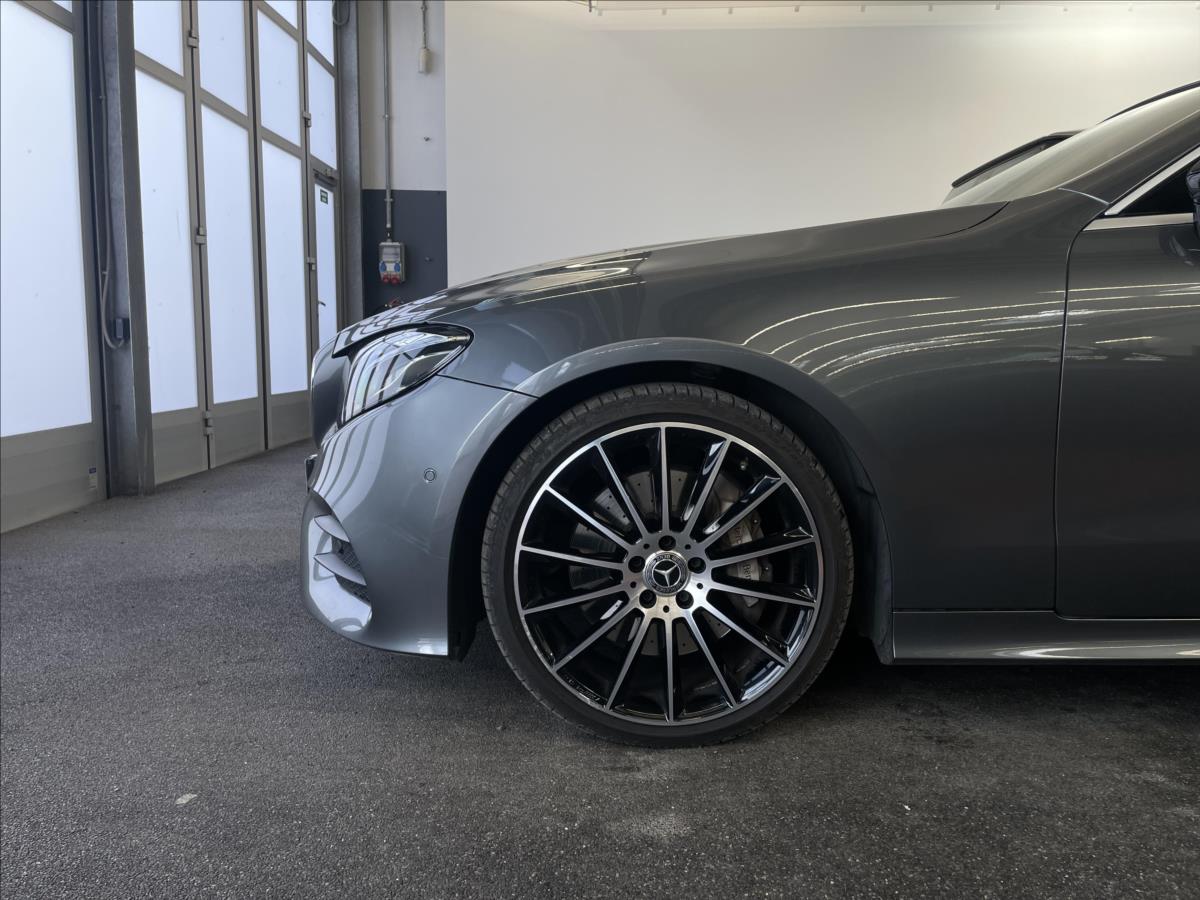 Mercedes-Benz Třídy E
