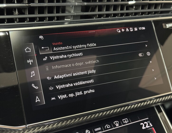 Audi RS Q8 36