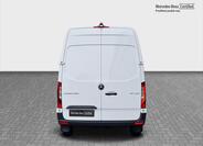 Mercedes-Benz Sprinter 4
