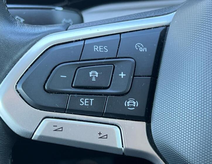 Volkswagen Golf 19