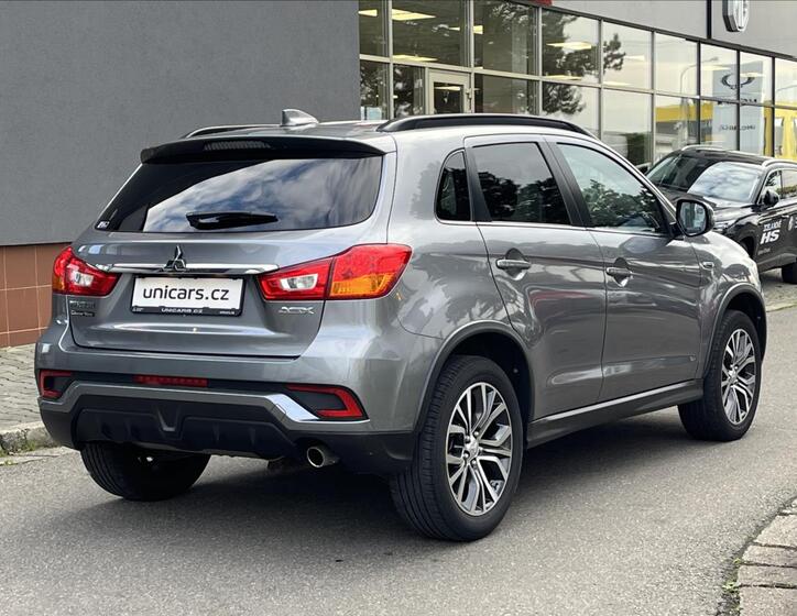 Mitsubishi ASX 5