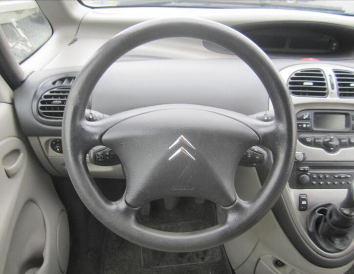 Citroën Xsara Picasso 8