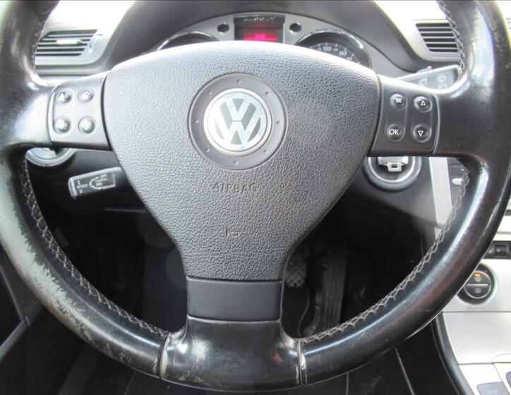 Volkswagen Passat 13