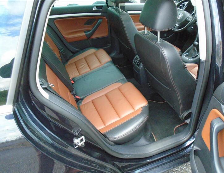 Volkswagen Golf 10