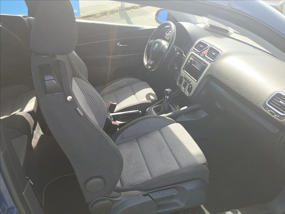 Volkswagen EOS
