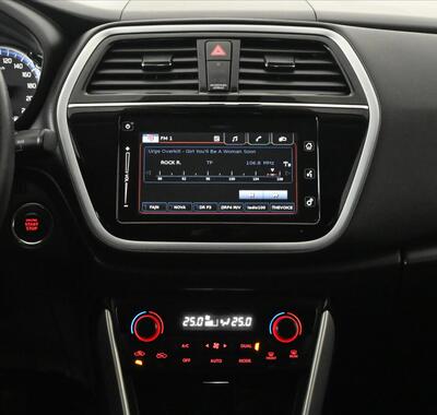 Suzuki SX4 S-Cross 12