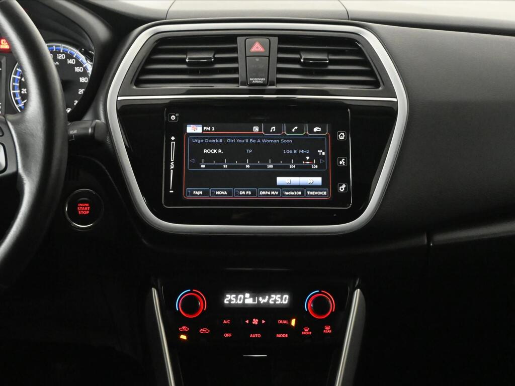 Suzuki SX4 S-Cross 12