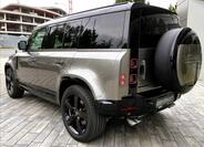 Land Rover Defender 4