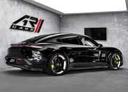 Porsche Taycan 5