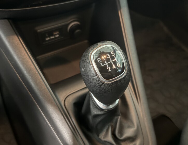 Hyundai ix20 12