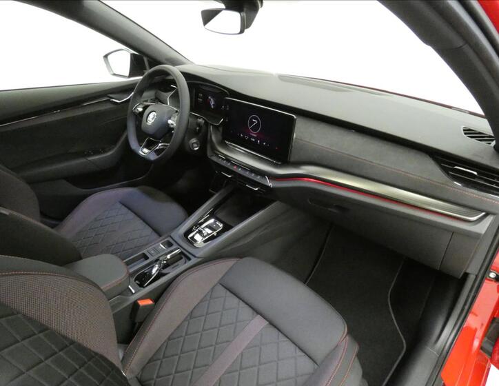 Škoda Octavia 14