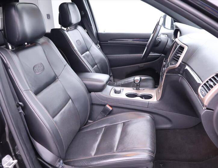 Jeep Grand Cherokee 15