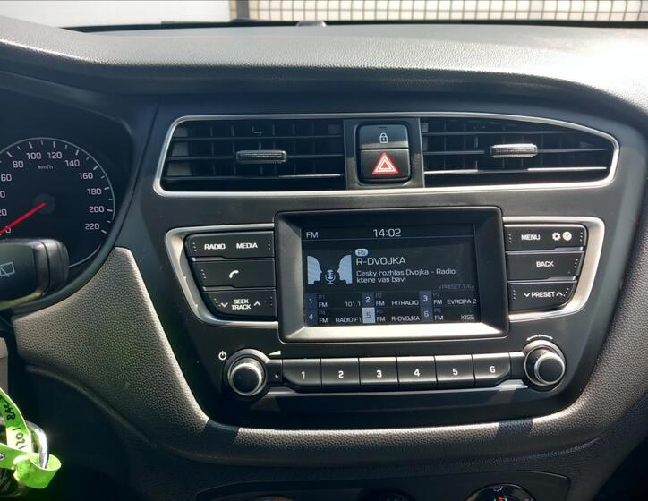 Hyundai i20 11