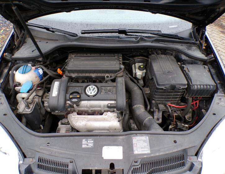 Volkswagen Golf 30