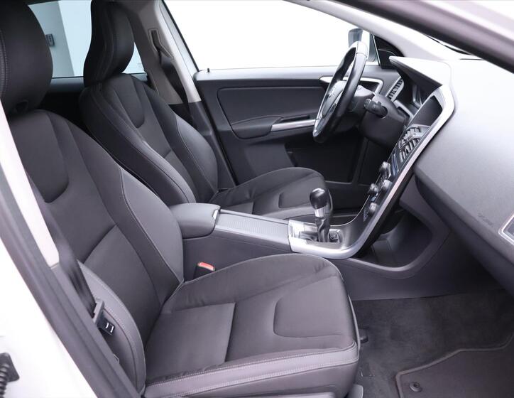 Volvo XC60 13