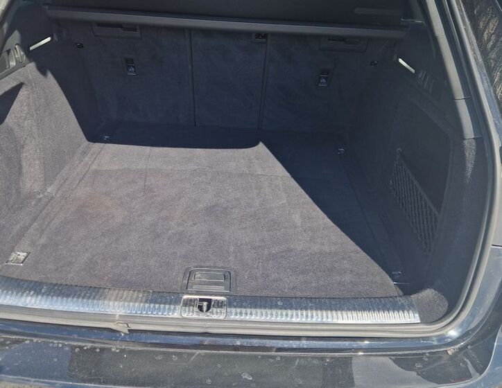 Audi A4 12