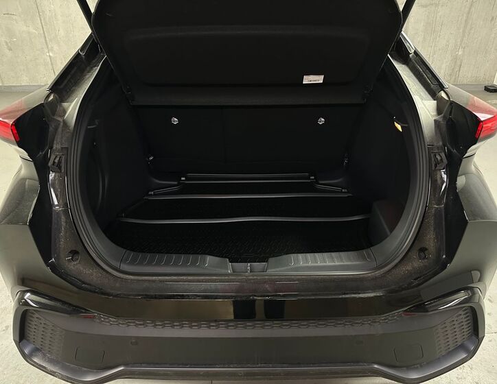 Toyota C-HR 11