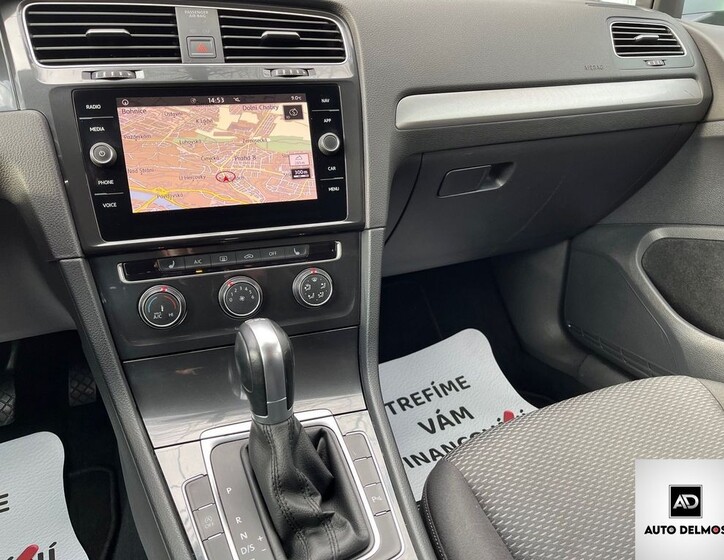 Volkswagen Golf 27