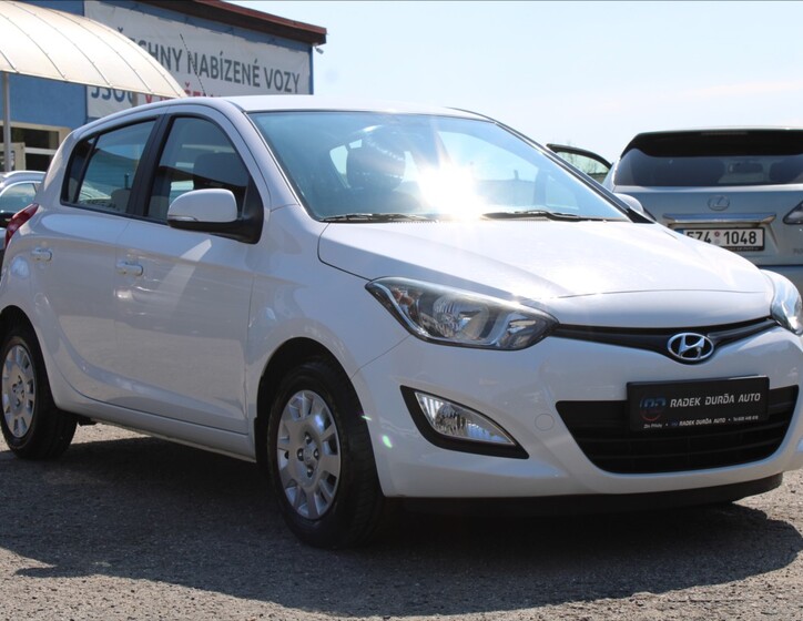 Hyundai i20 3