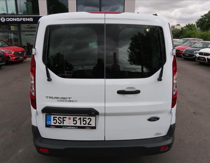 Ford Transit Connect 8