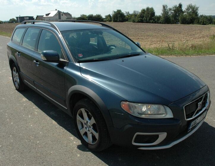 Volvo XC70 6