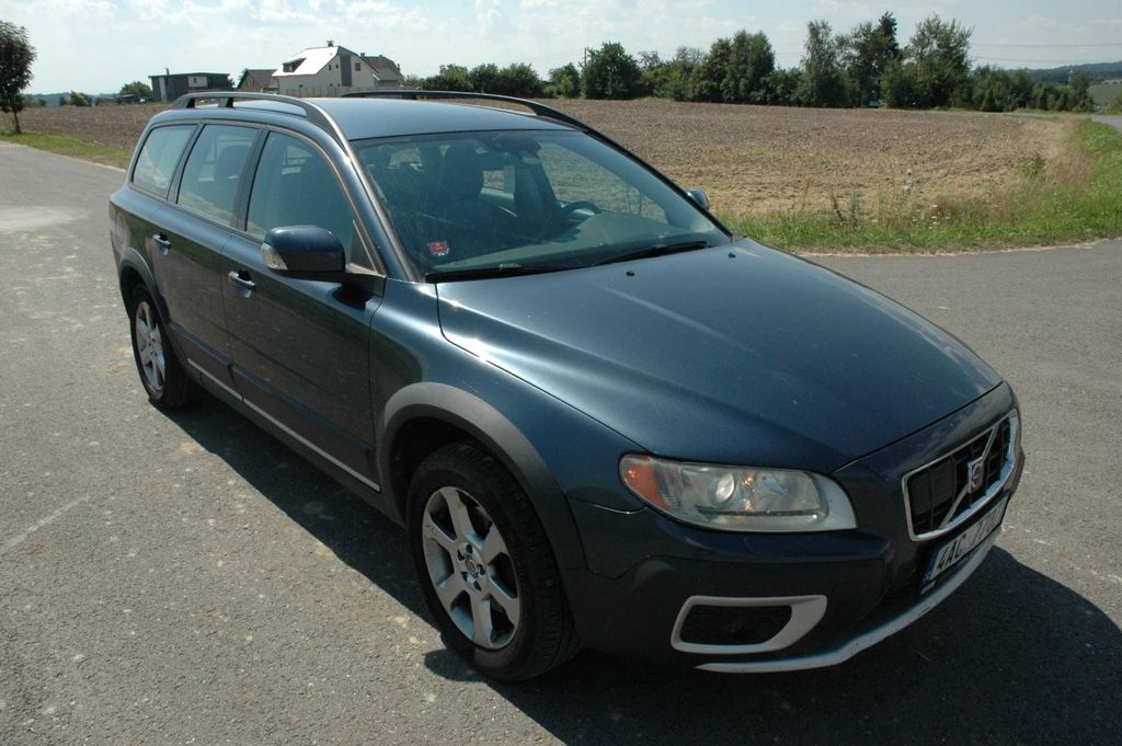 Volvo XC70