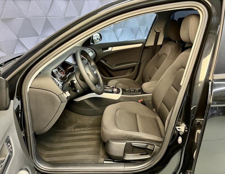 Audi A4 10