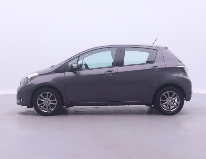 Toyota Yaris 4