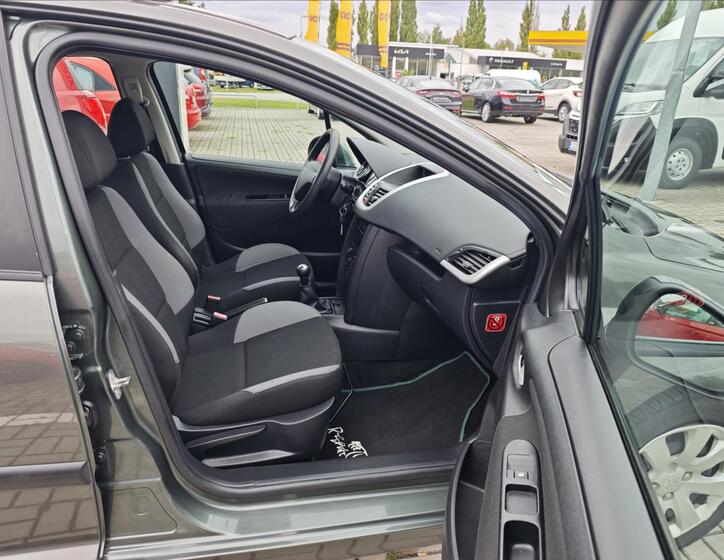 Peugeot 207 14