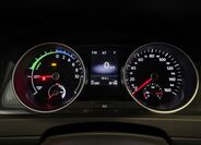 Volkswagen Golf 26