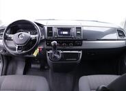 Volkswagen Multivan 27