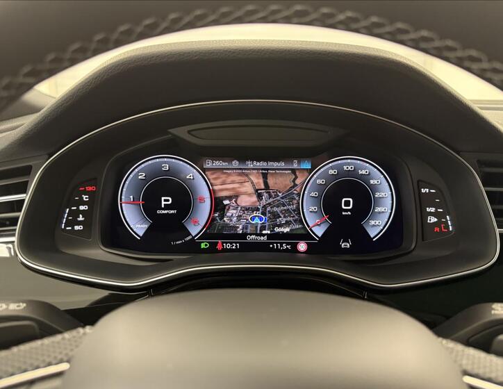 Audi Q8 15