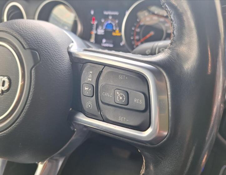 Jeep Gladiator 10
